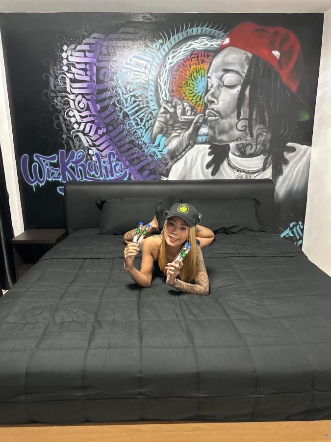 Bonkers Guesthouse 芭達亞 外观 照片