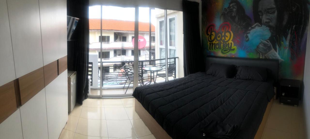 Bonkers Guesthouse 芭達亞 外观 照片